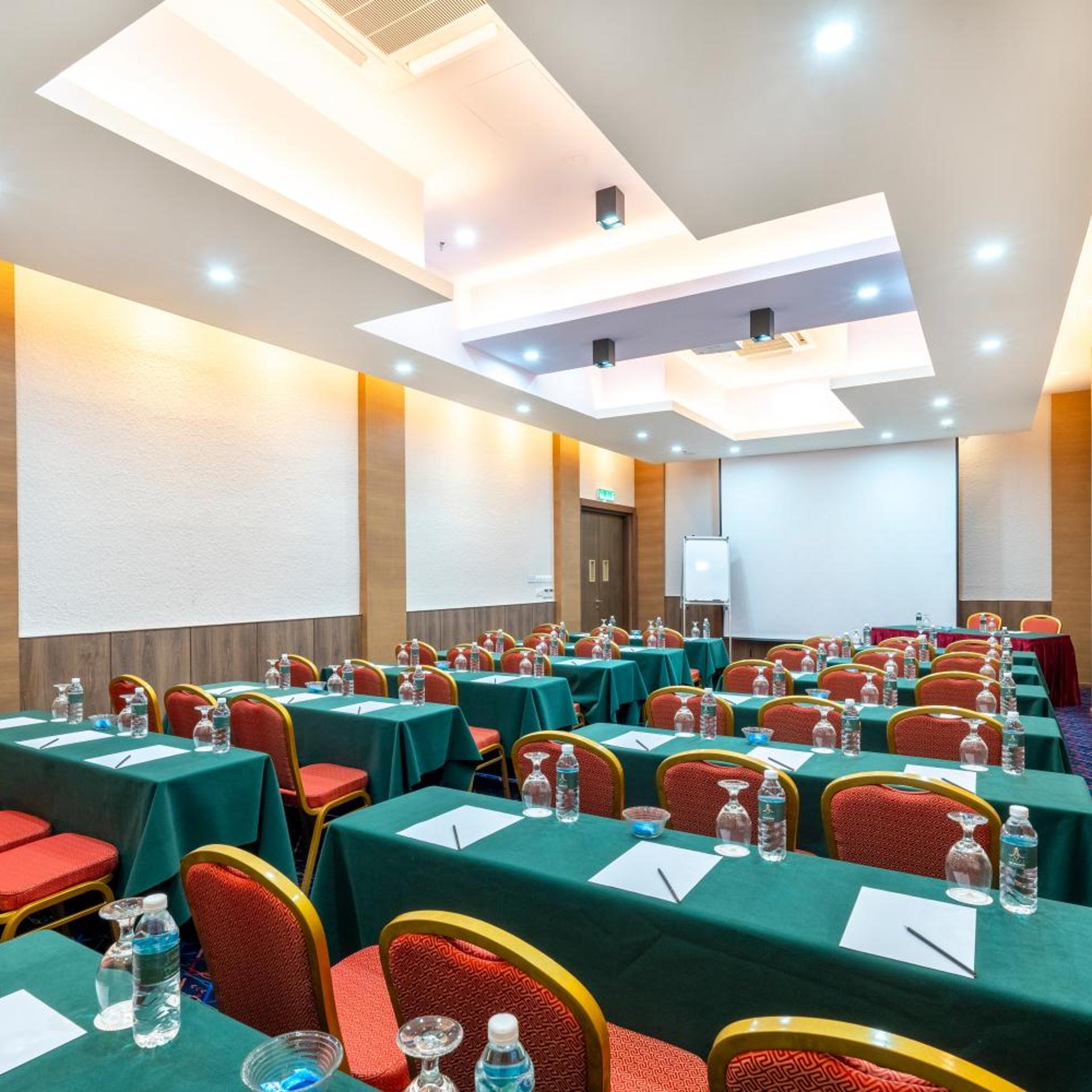 Arena Premier Hotel 27/31