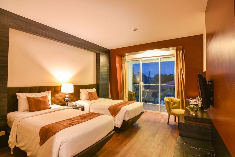 Grand Rocky Hotel 16/44