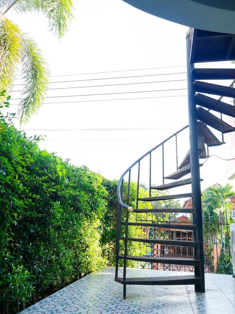 Gemtree Boutique Lampang 34/35