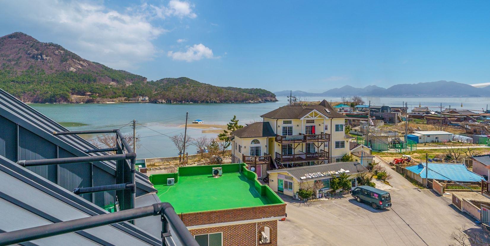 Buan Mohyang Crystal Pension 20/24