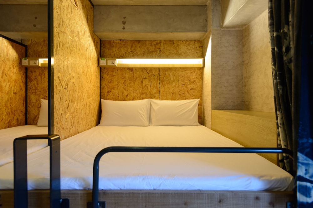 Private, Double and Bunk Bed, Bunk Bed 3/5
