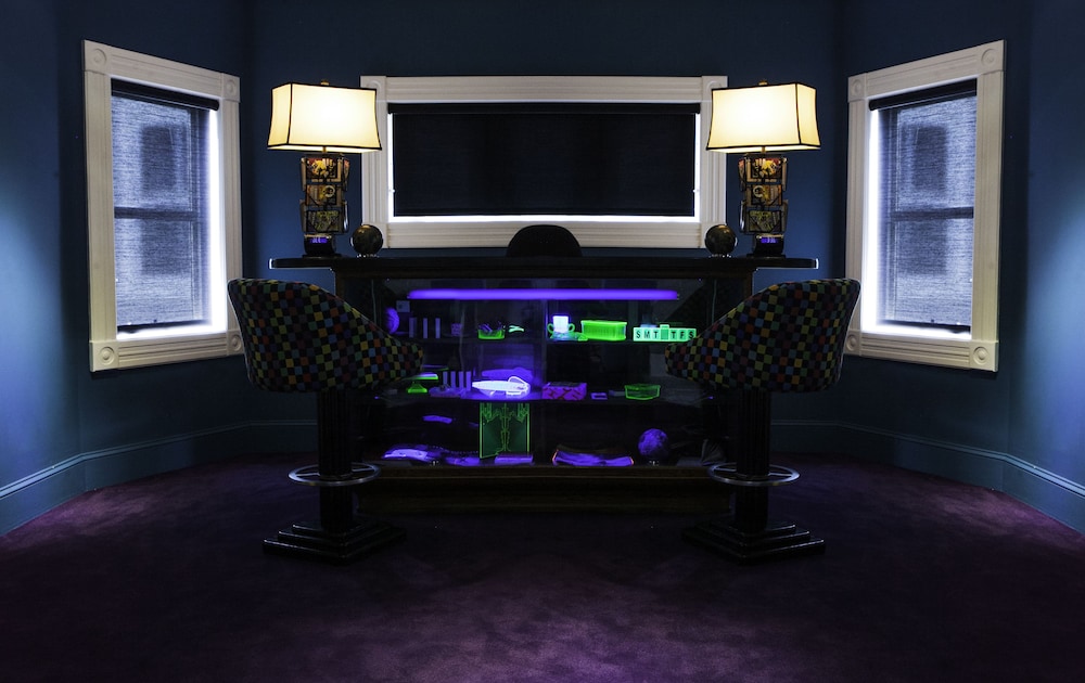Zey Hotel 7/40