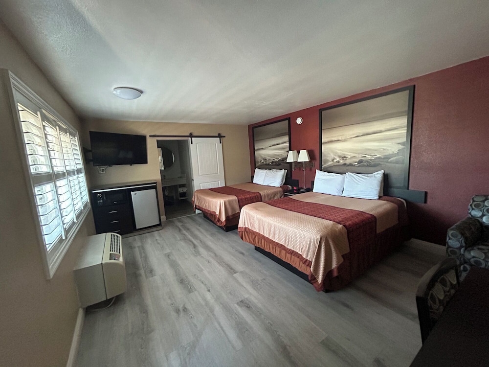 Motel6 Pasadena, CA – Old Town Pasadena Area 11/30