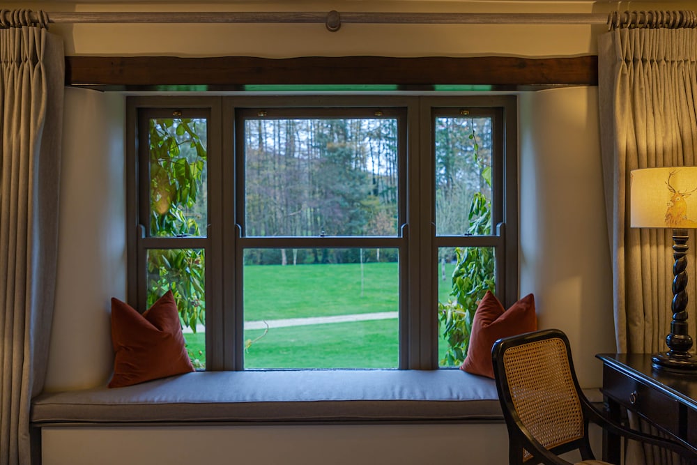 Brooklodge Hotel and Macreddin Village 30/65