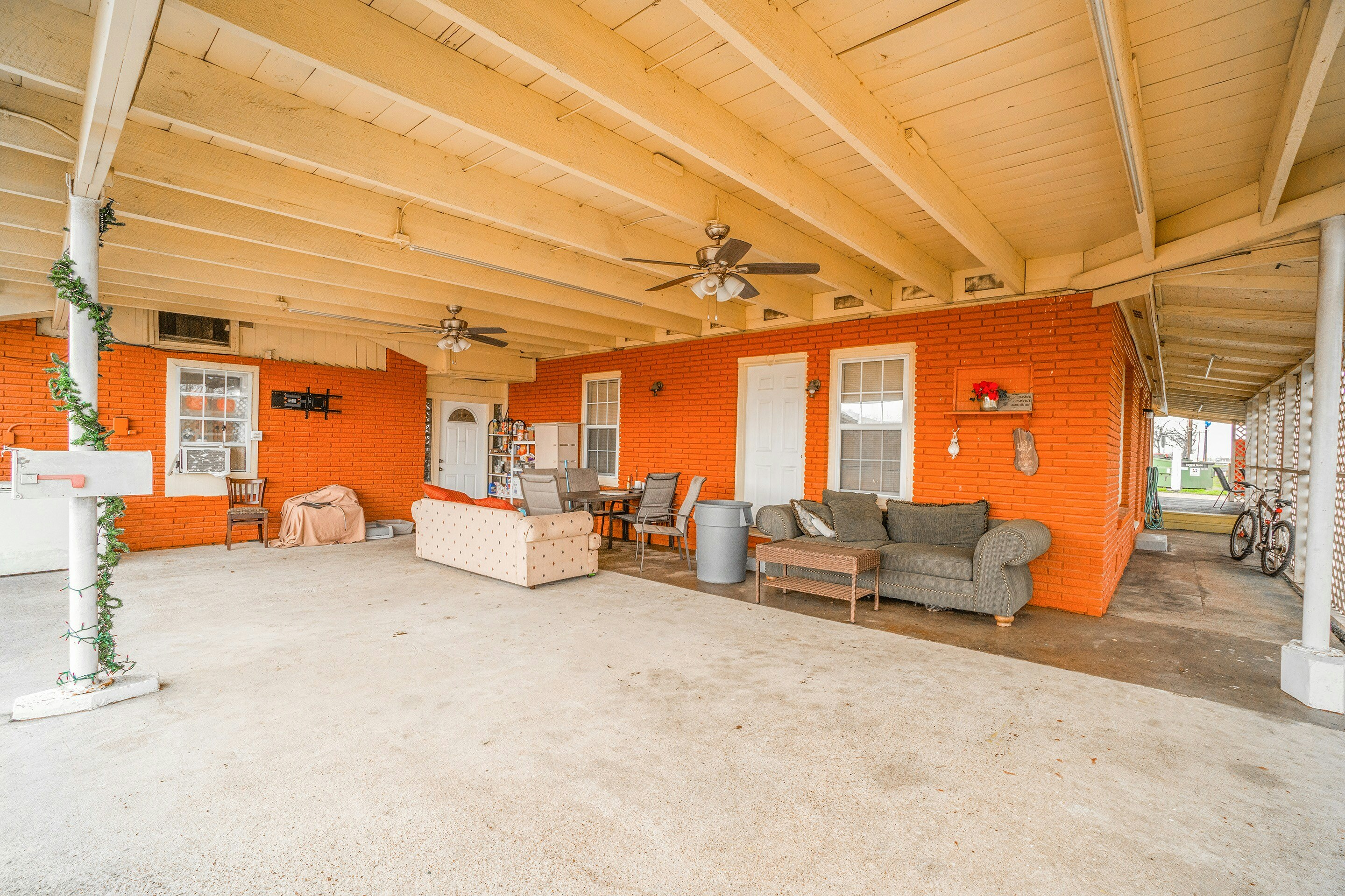 Lobby at Texana Inn Edna By OYO, EDNA - TX