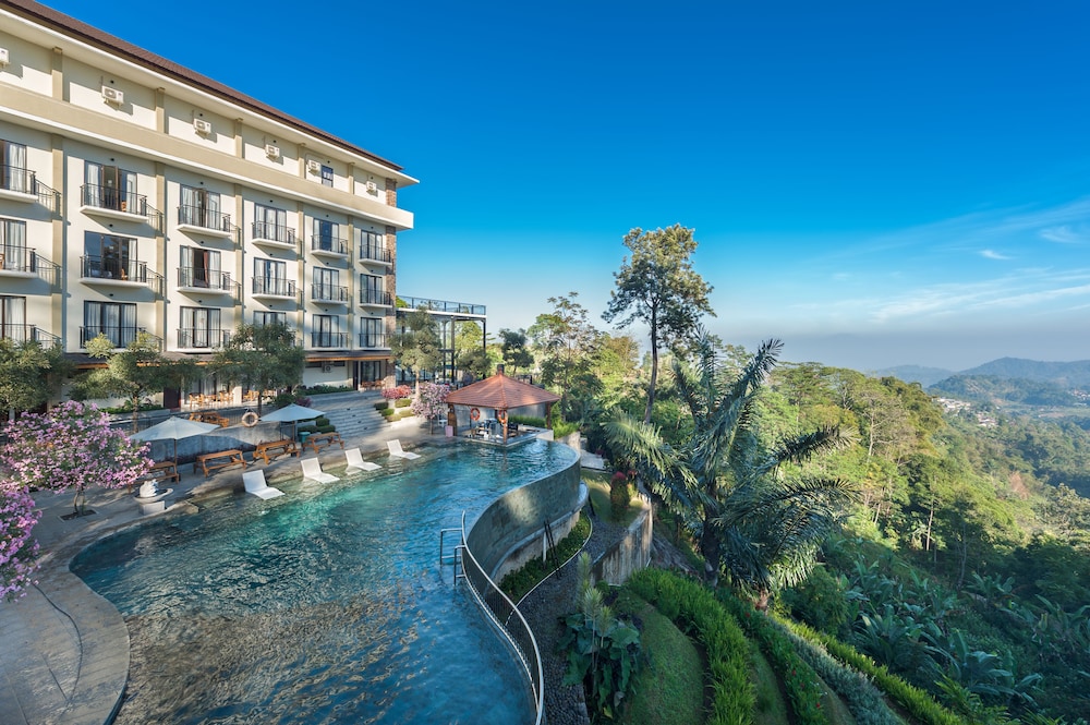 Nava Hotel Tawangmangu 6/73