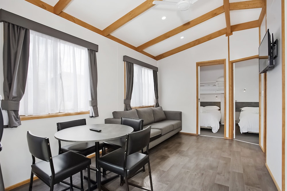 Warrnambool Claremont Holiday Village 19/42