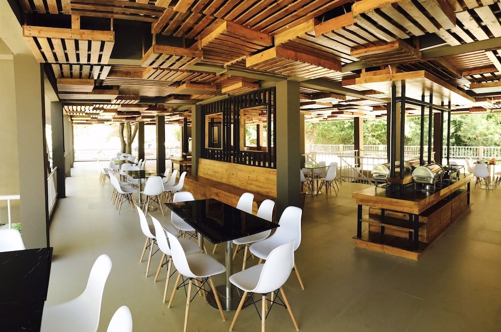 Sealey Resort Koh Larn 32/41