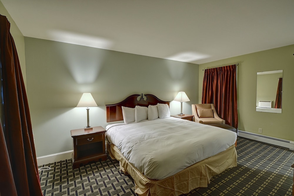 Colonial Motel And Spa 28/60
