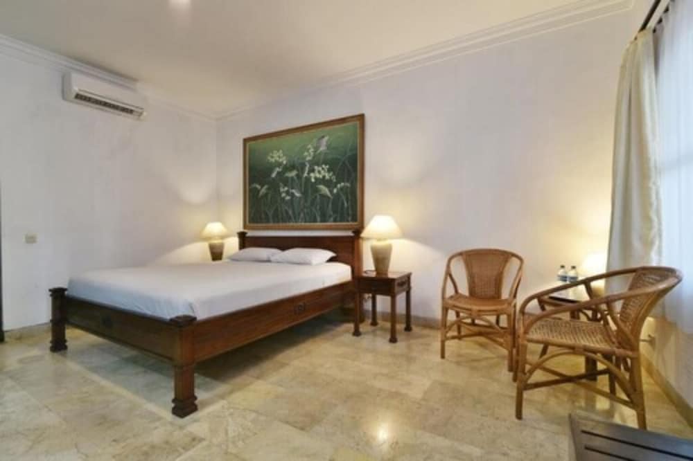 PALM GARDEN HOTEL 17/33