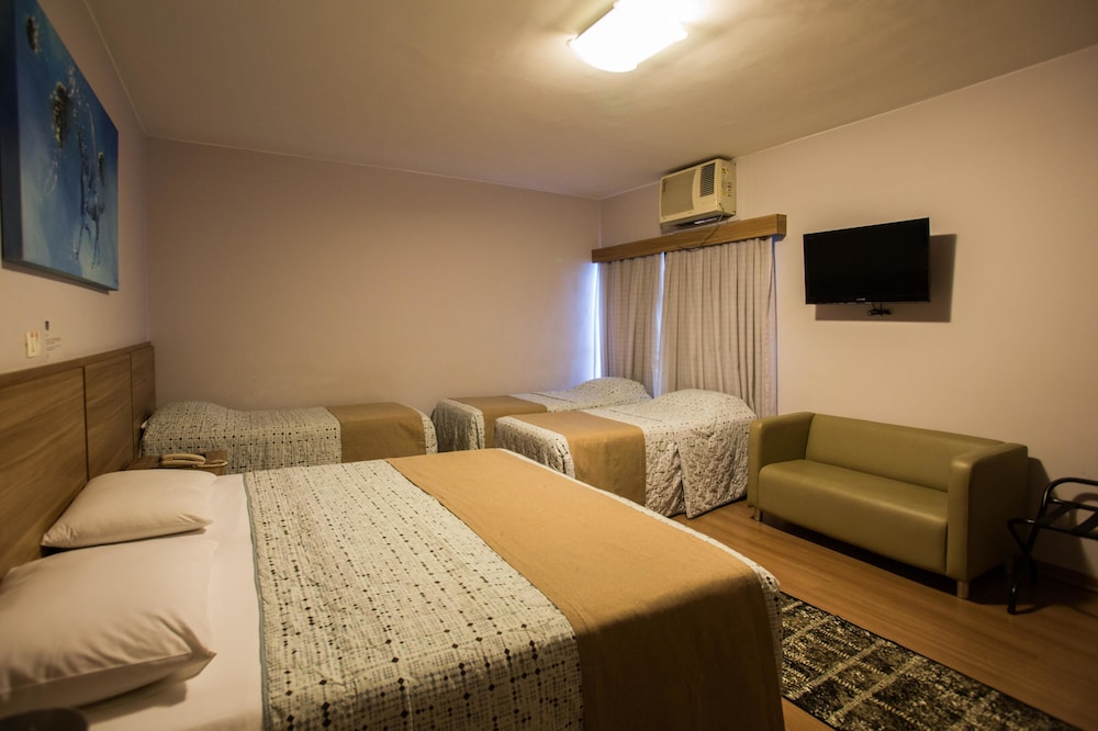 Gallant Hotel 31/67