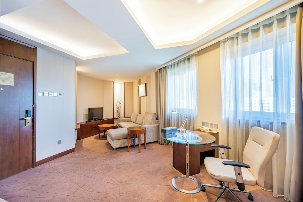 GRAND SKYLIGHT CATIC HOTEL 38/50
