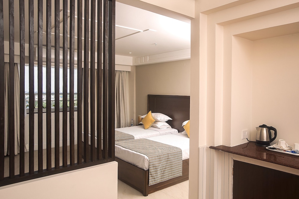 Ivory Tower Hotel 14/37