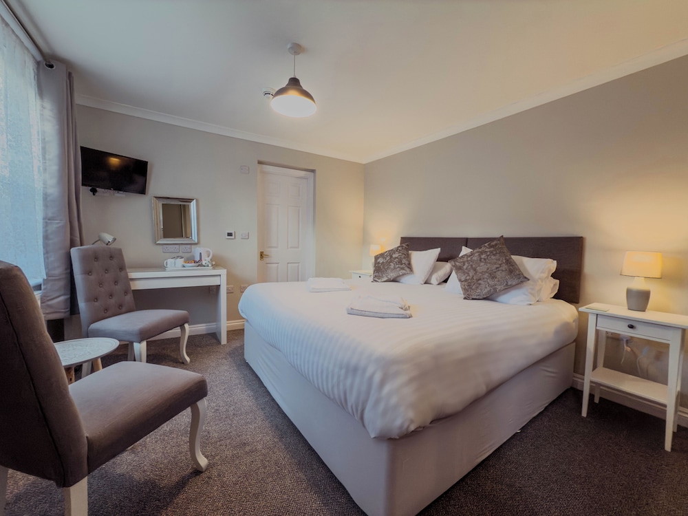 Newport Quay Bed And Breakfast 16/45