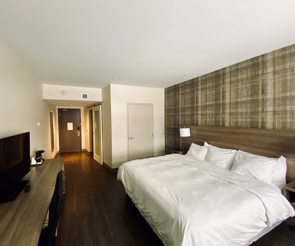 Radisson Kingswood Hotel Fredericton, NB 16/49