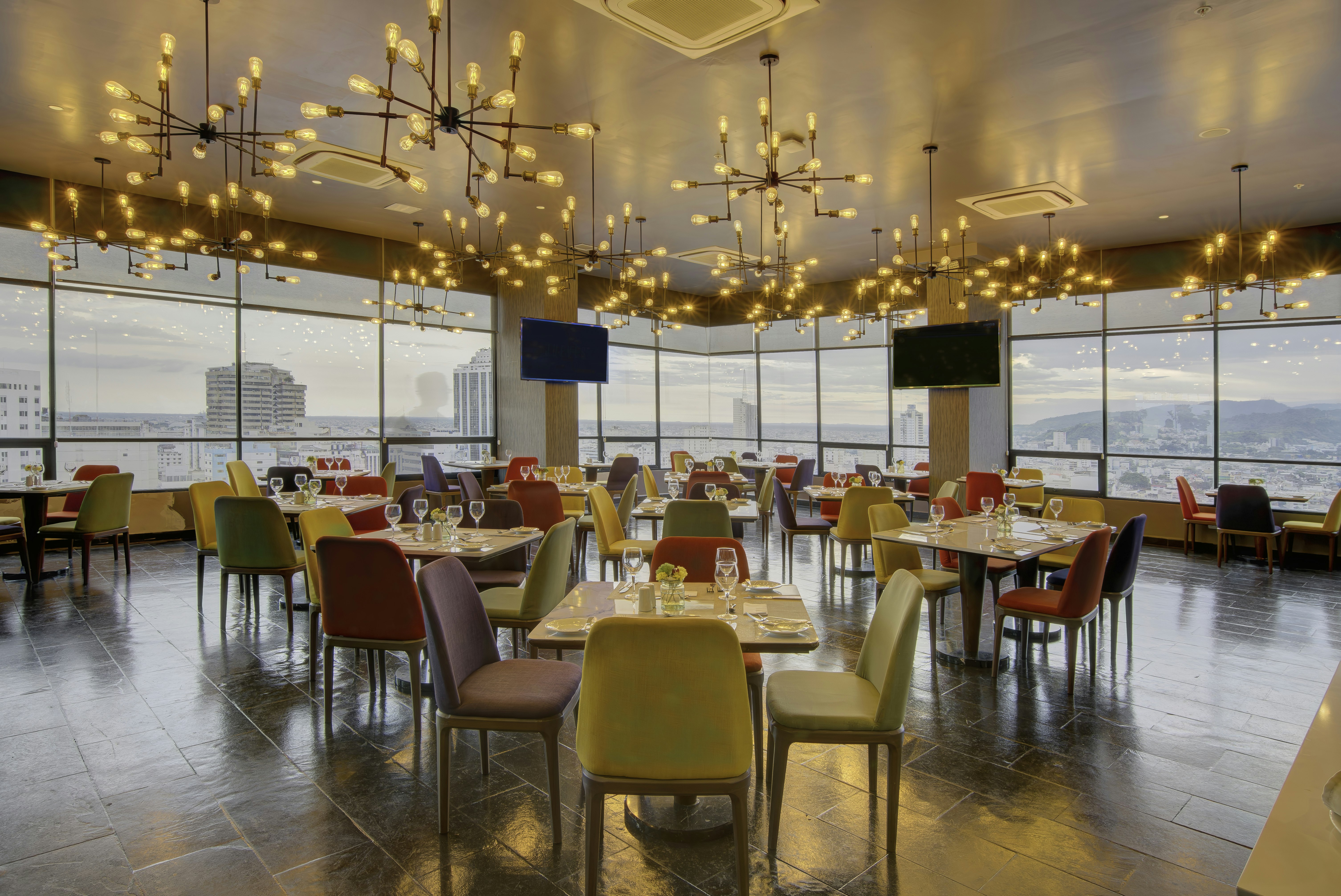 DoubleTree by Hilton Guayaquil 33/49