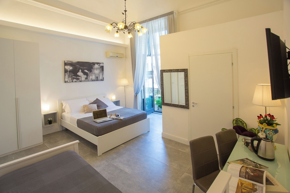 Palazzo Bruca 17/47