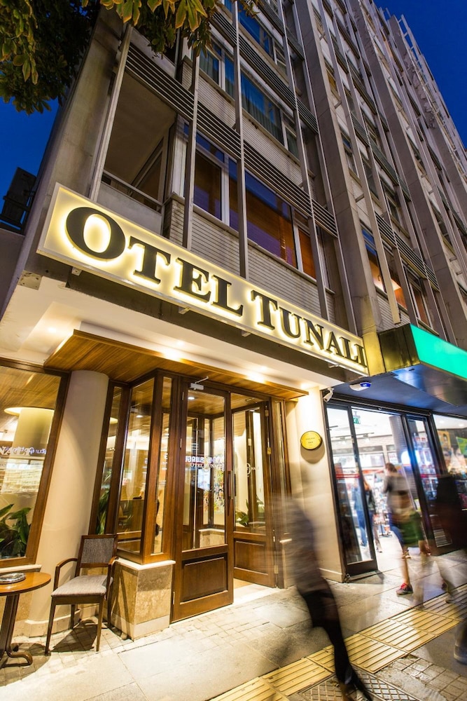 Hotel Tunali 4/46