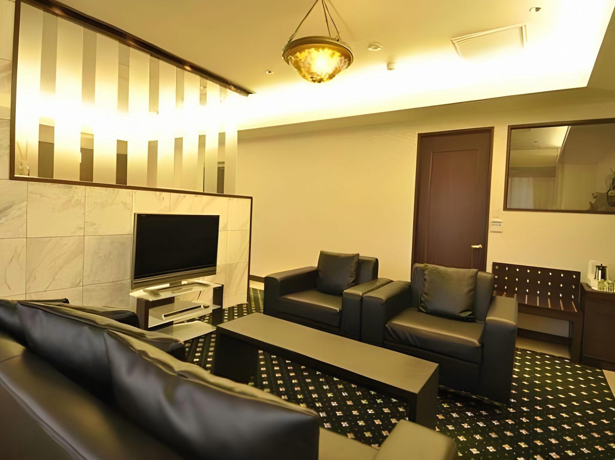Saijo HAKUWA Hotel 26/32