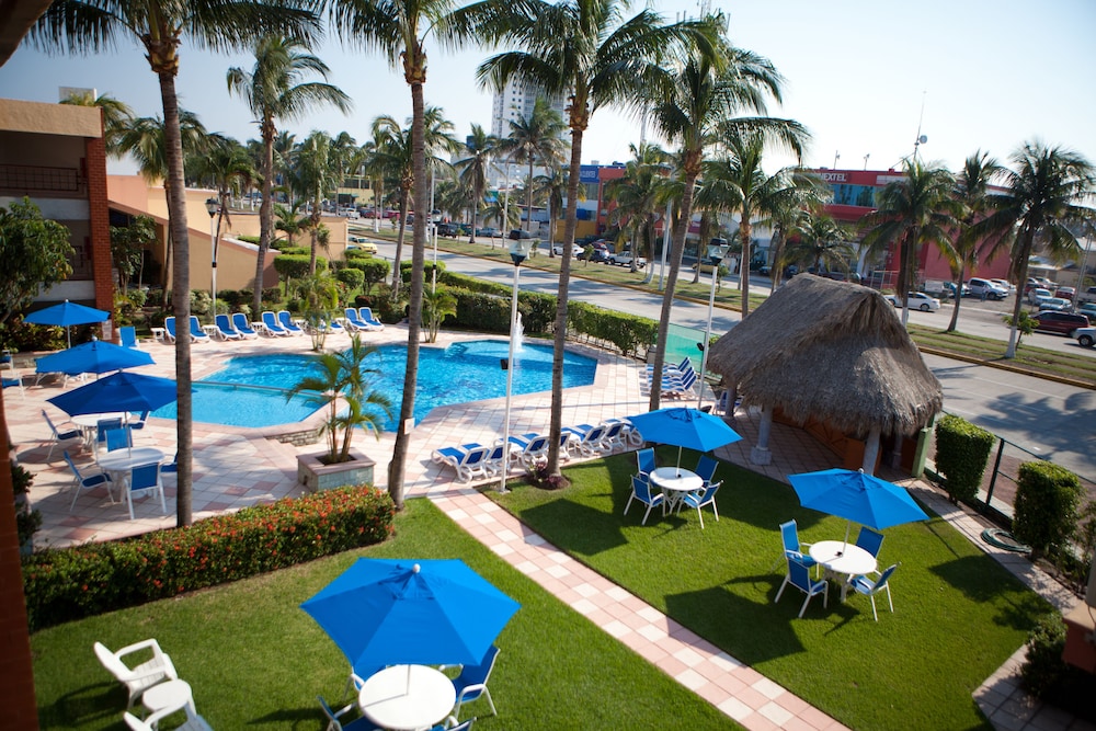Hotel Jaragua 58/64