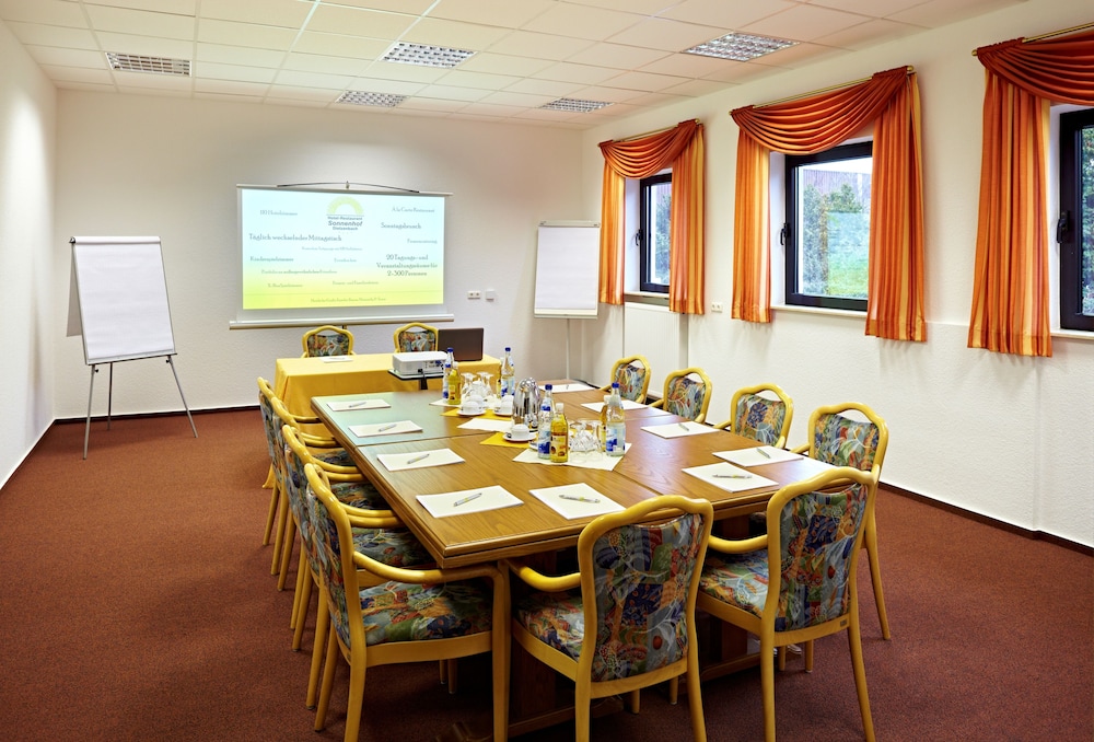 Hotel-Restaurant Sonnenhof 29/39