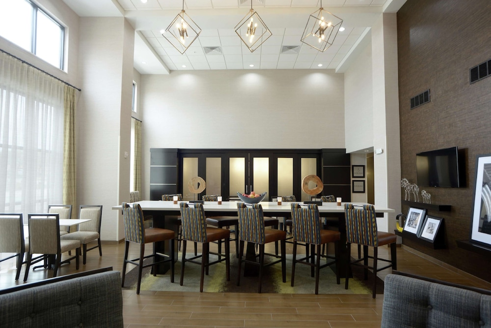 Hampton Inn Suites Ponca City Ok 35/43