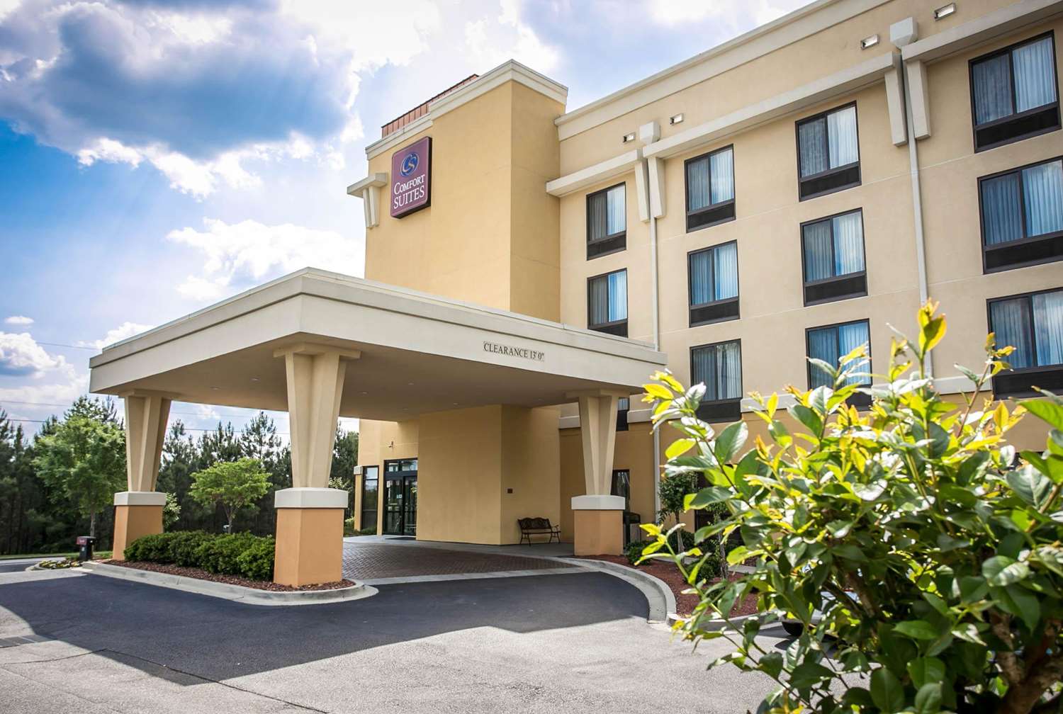 Comfort Suites Columbia Northeast Fort Jackson 52/52