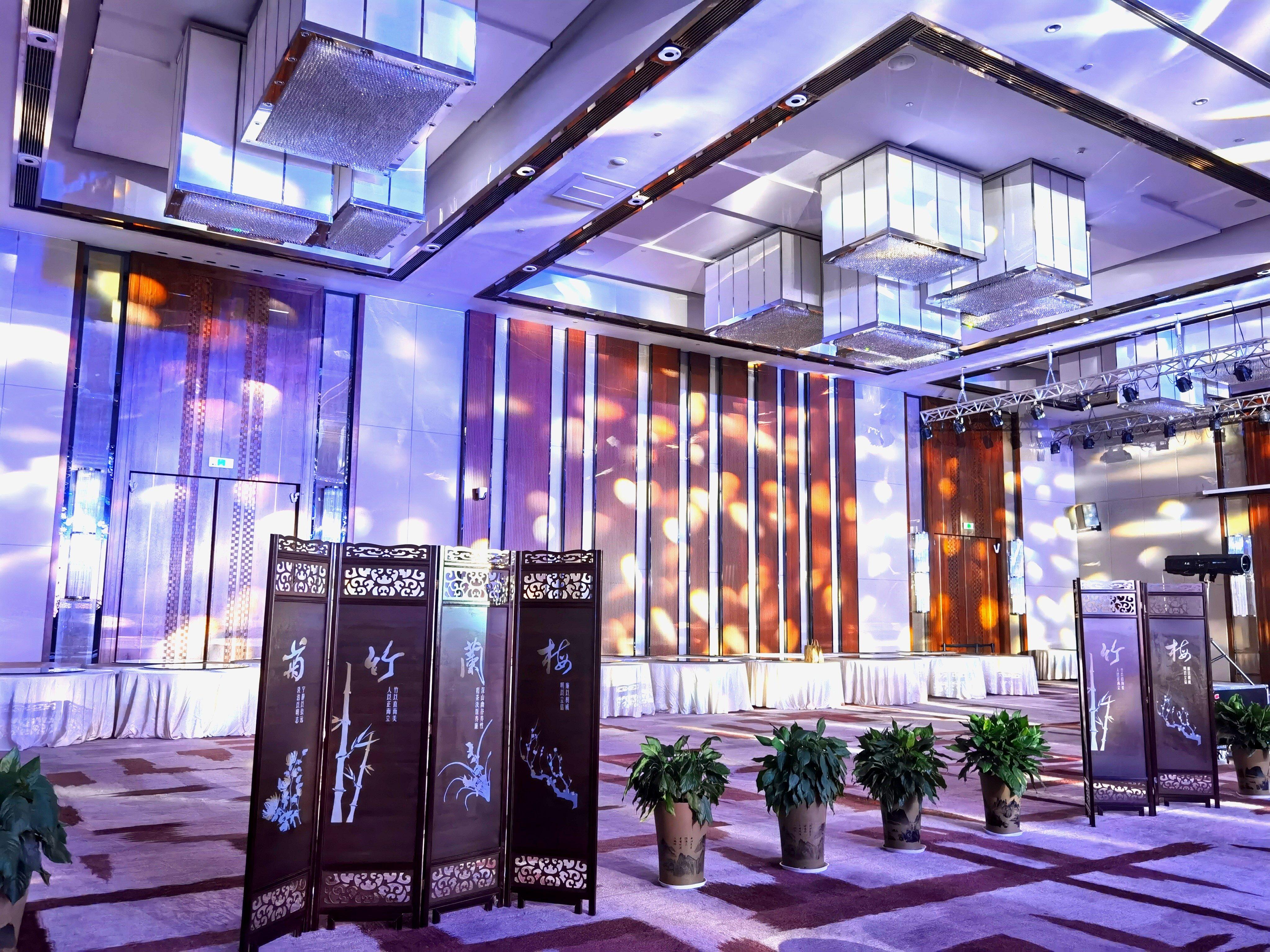 Howard Johnson Neodalle Resort Zhangjiajie 5/50