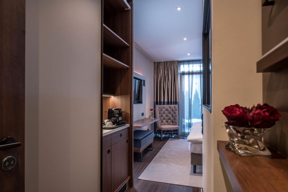 Innspire Hotel 55/55