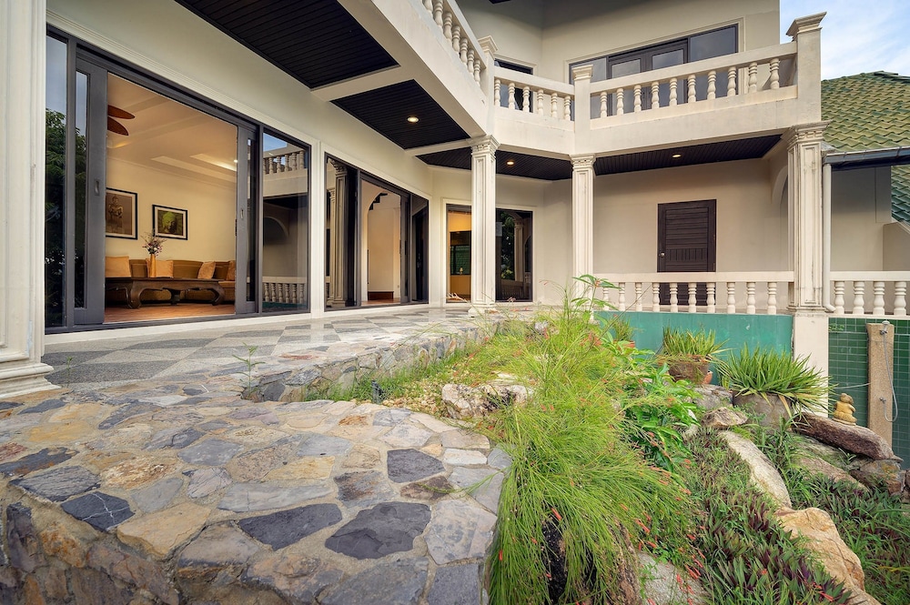 Chaweng Lakeview Residence 10/77