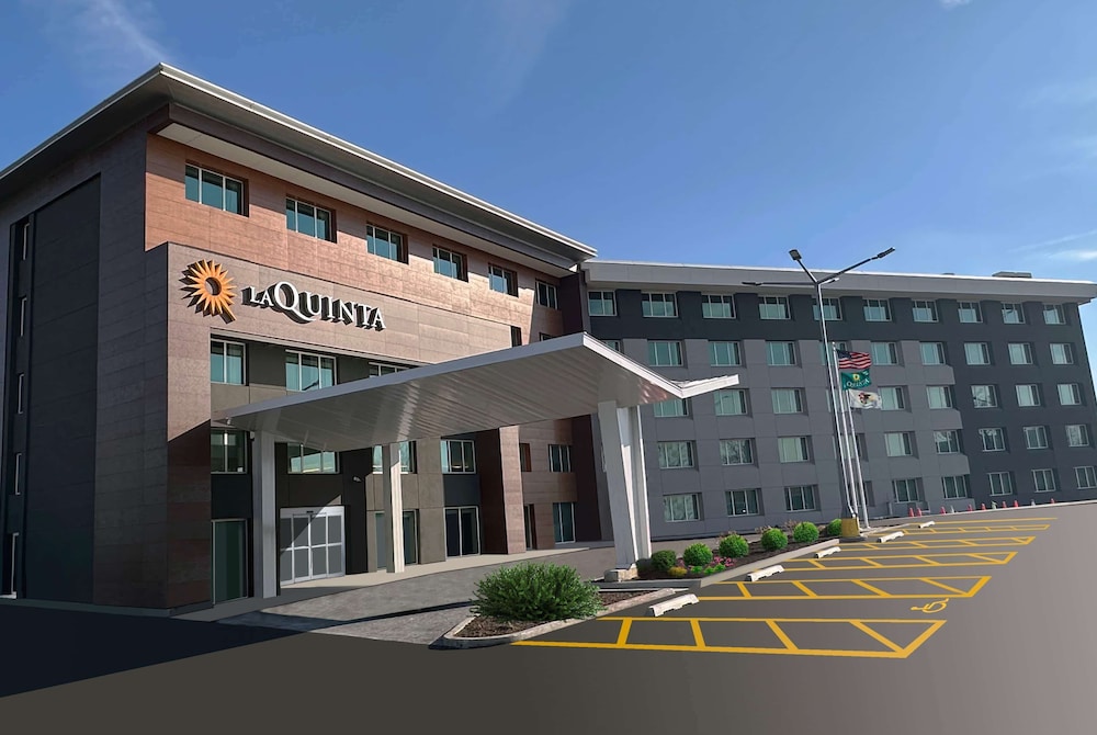 La Quinta by Wyndham Chicago O'Hare Airport 3/30