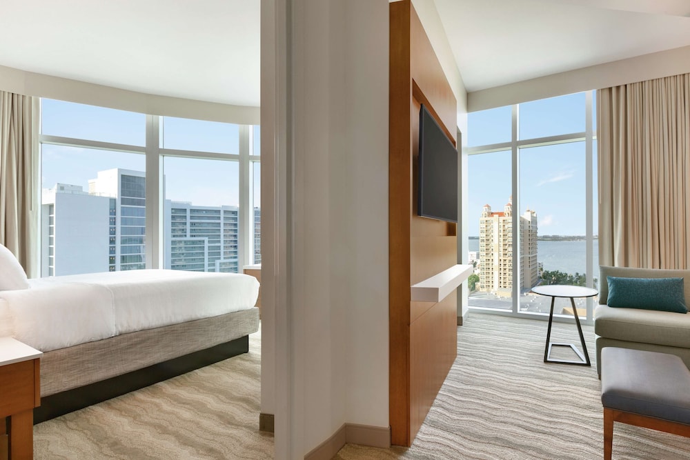 Embassy Suites By Hilton Sarasota Fl 49/65