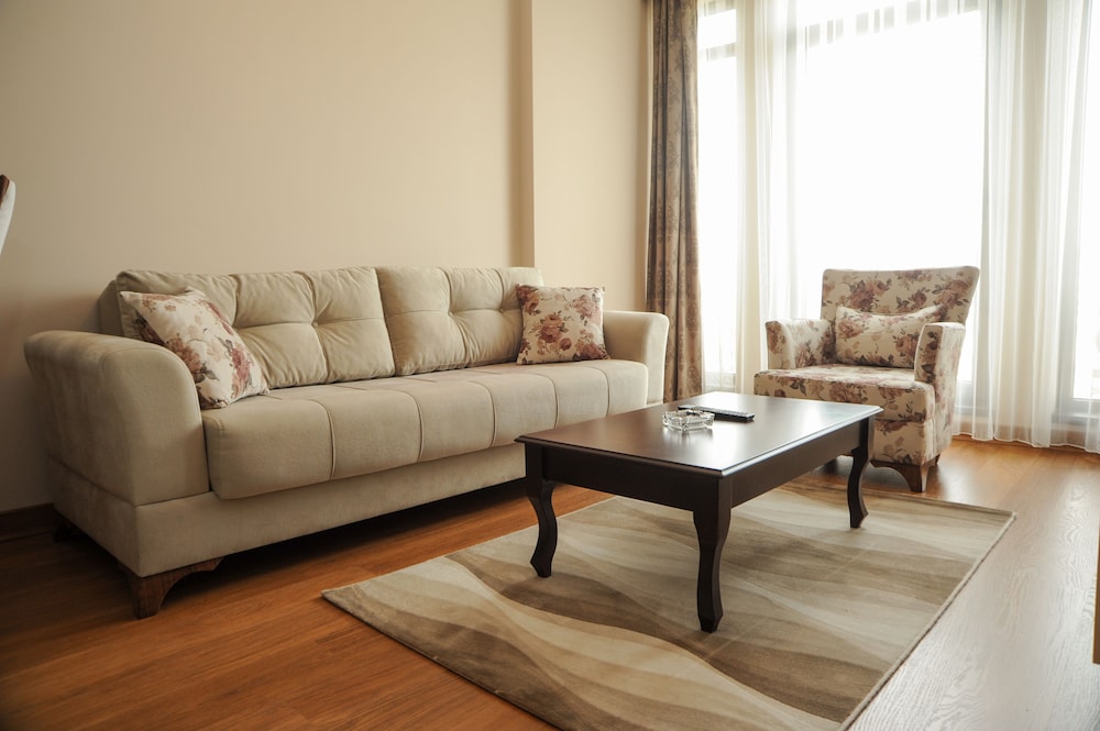 Ottoman Suites 45/50