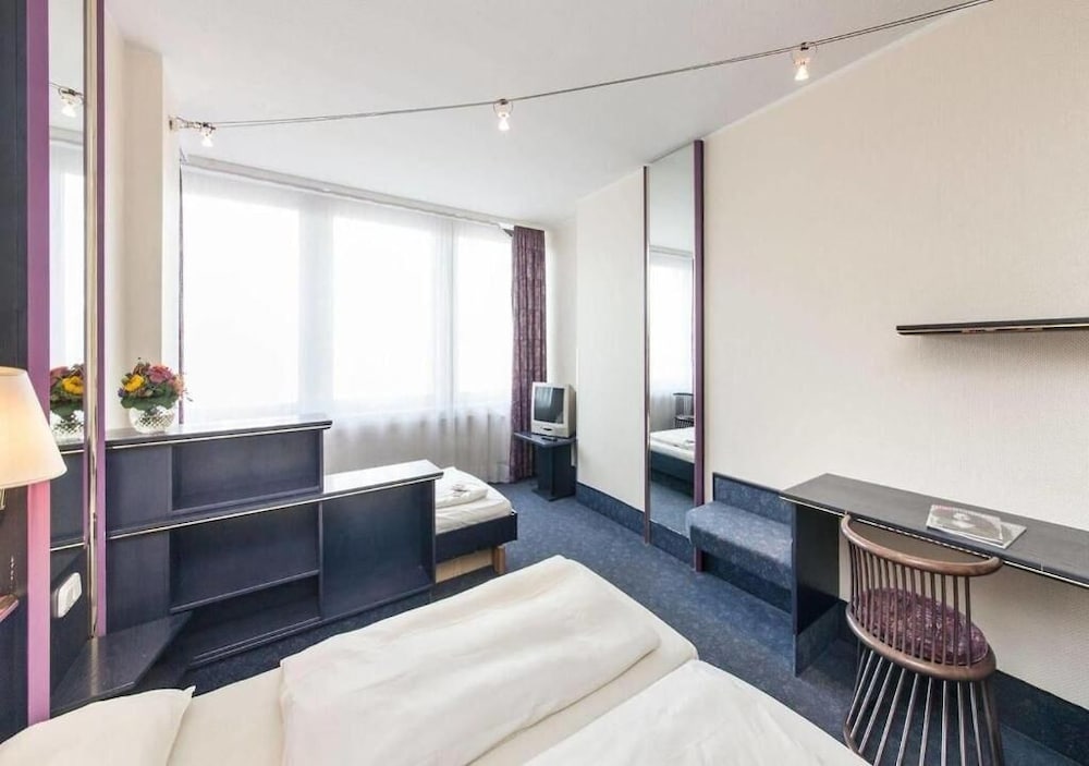 Hotel Mirage Neuss 23/78