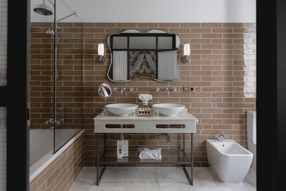 Hotel Gravina 51 15/59