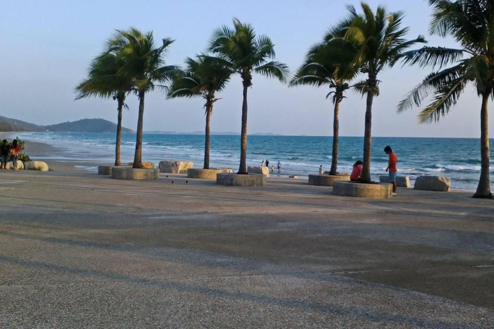 The Royal Rayong By Nun 26/35
