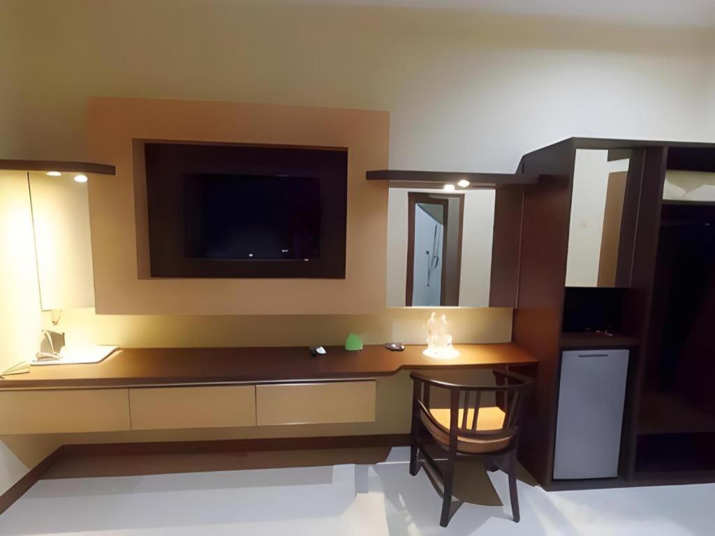 Hotel Khalista 25/32