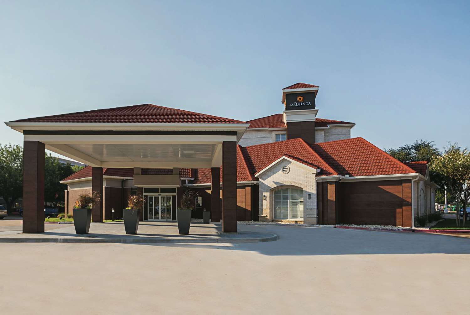 La Quinta Inn Suites By Wyndham Dallas Plano West 5/45