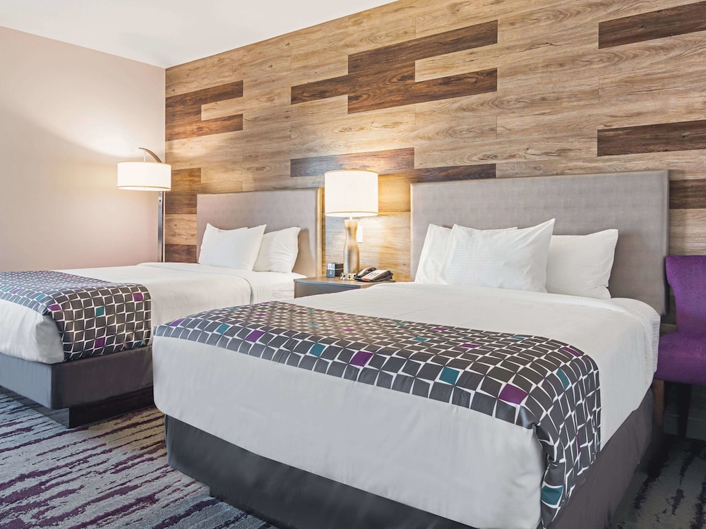 La Quinta Inn Suites By Wyndham Dallas Wylie 13/44