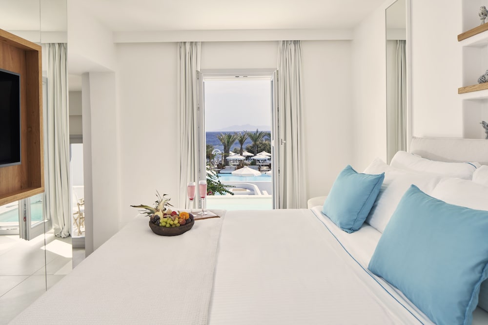 LUXURY, SUITE, SEA VIEW, JETTED TUB