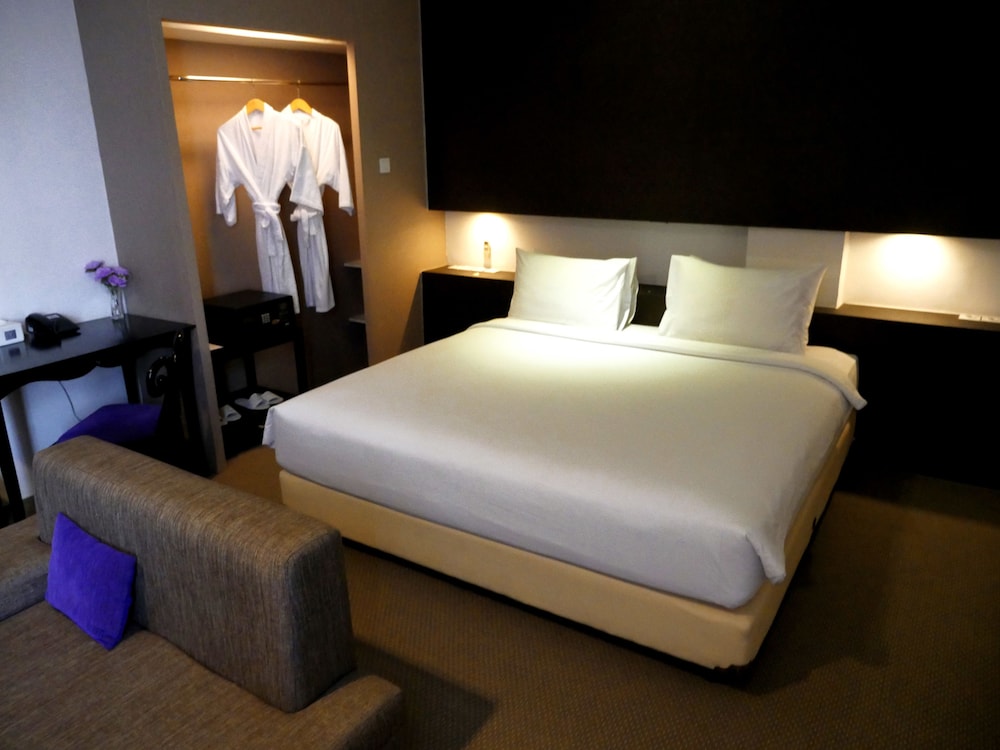 Yasmin Hotel Karawaci 16/34
