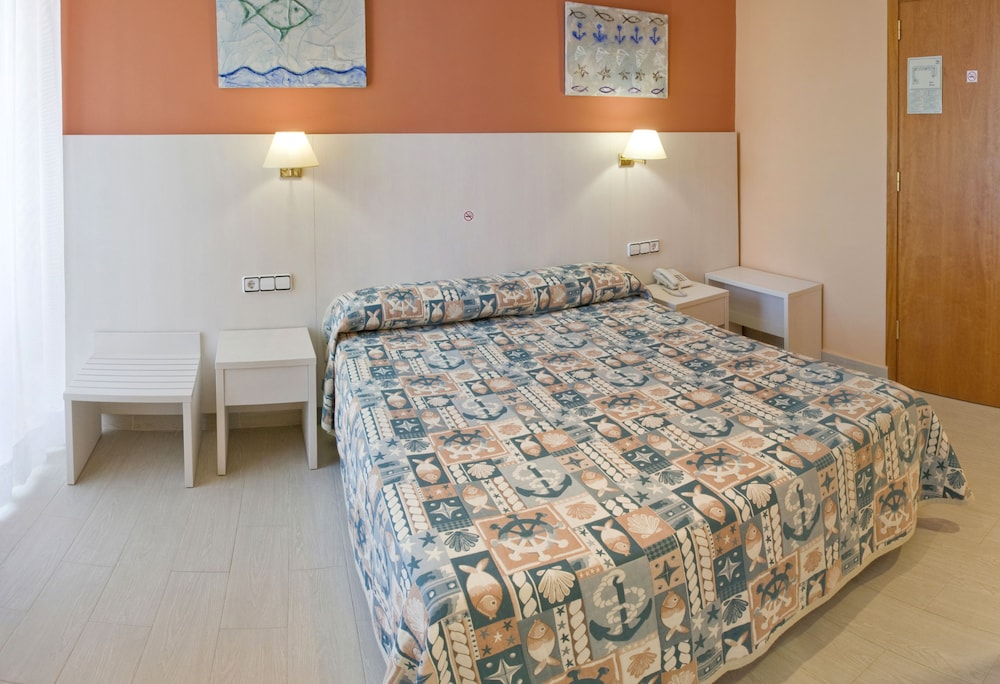 GHT Balmes Hotel, Aparthotel & Splash 48/78