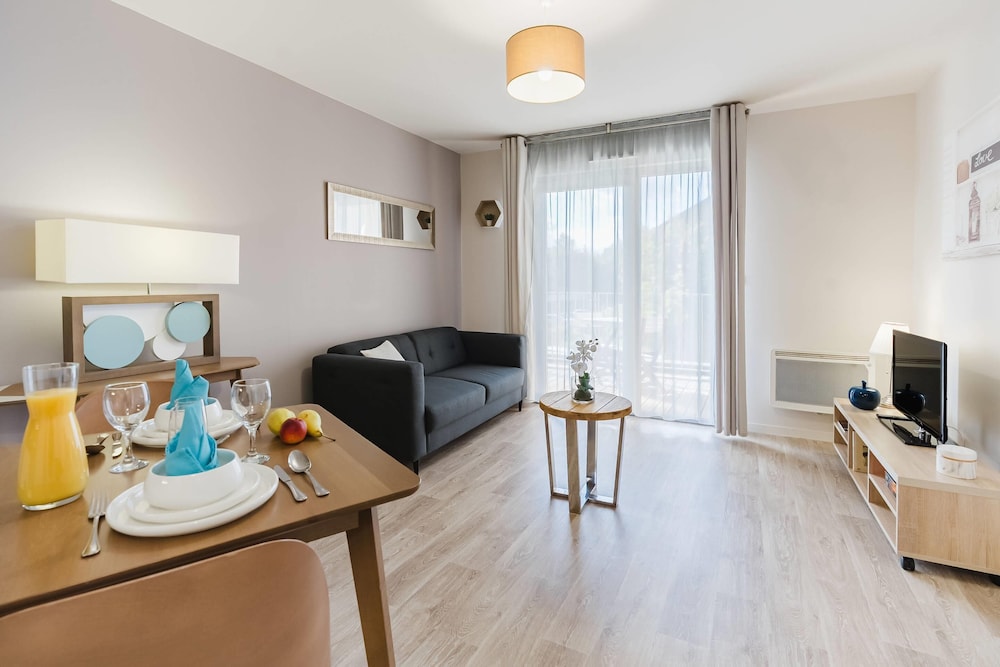 Quality Aparthotel Dinan 22/27