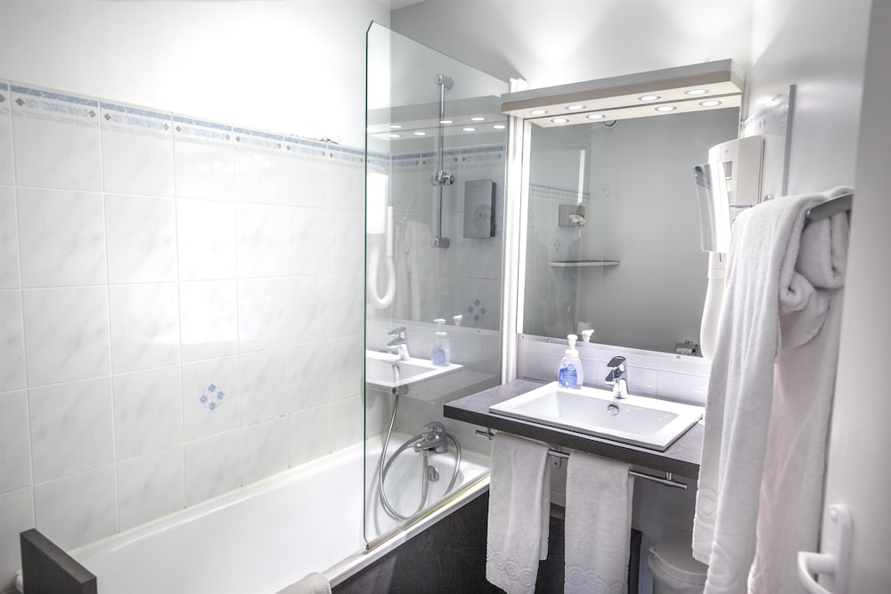 Best Western Le Moulin De Ducey 11/51