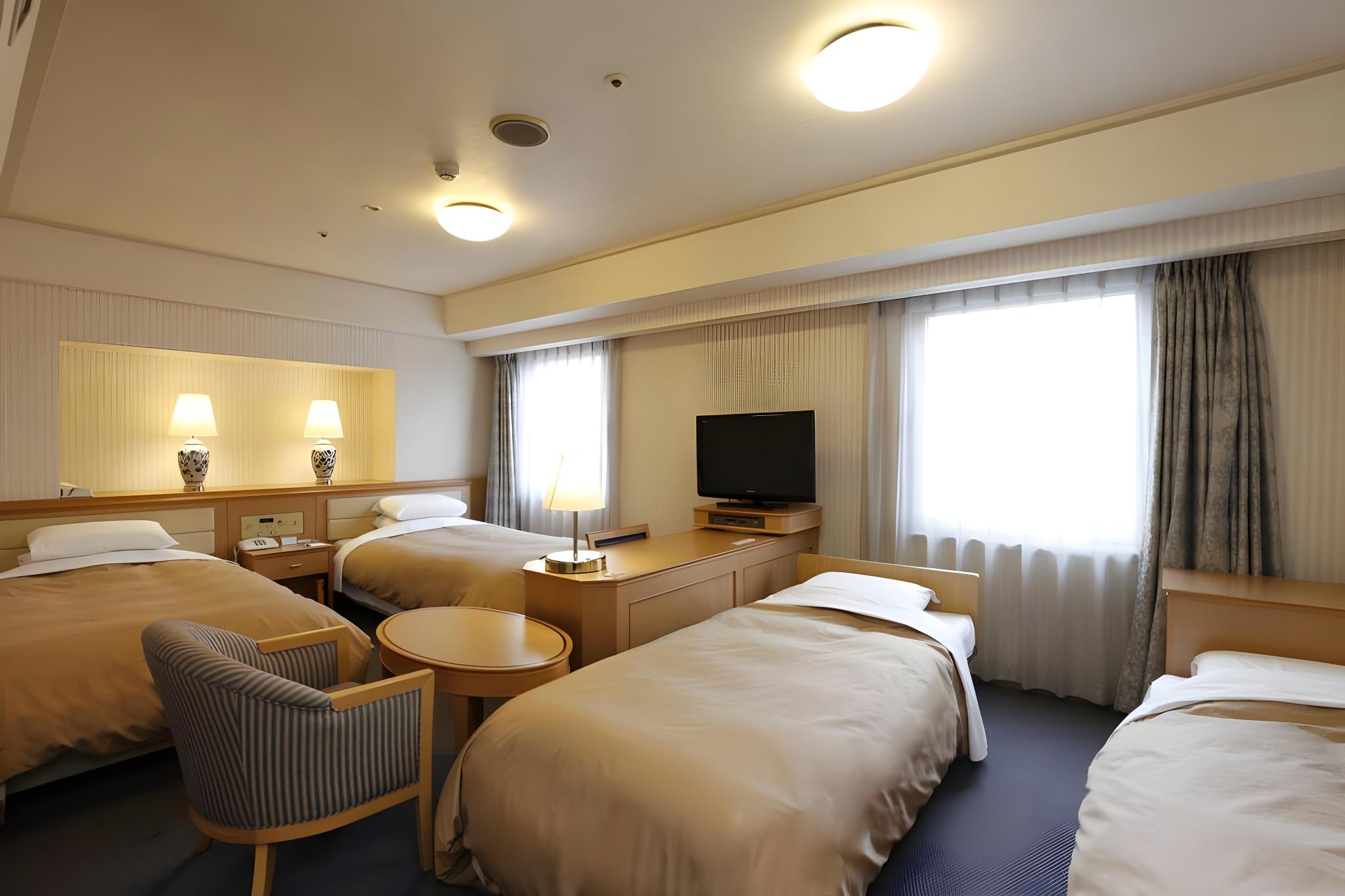 Deluxe, Twin Beds