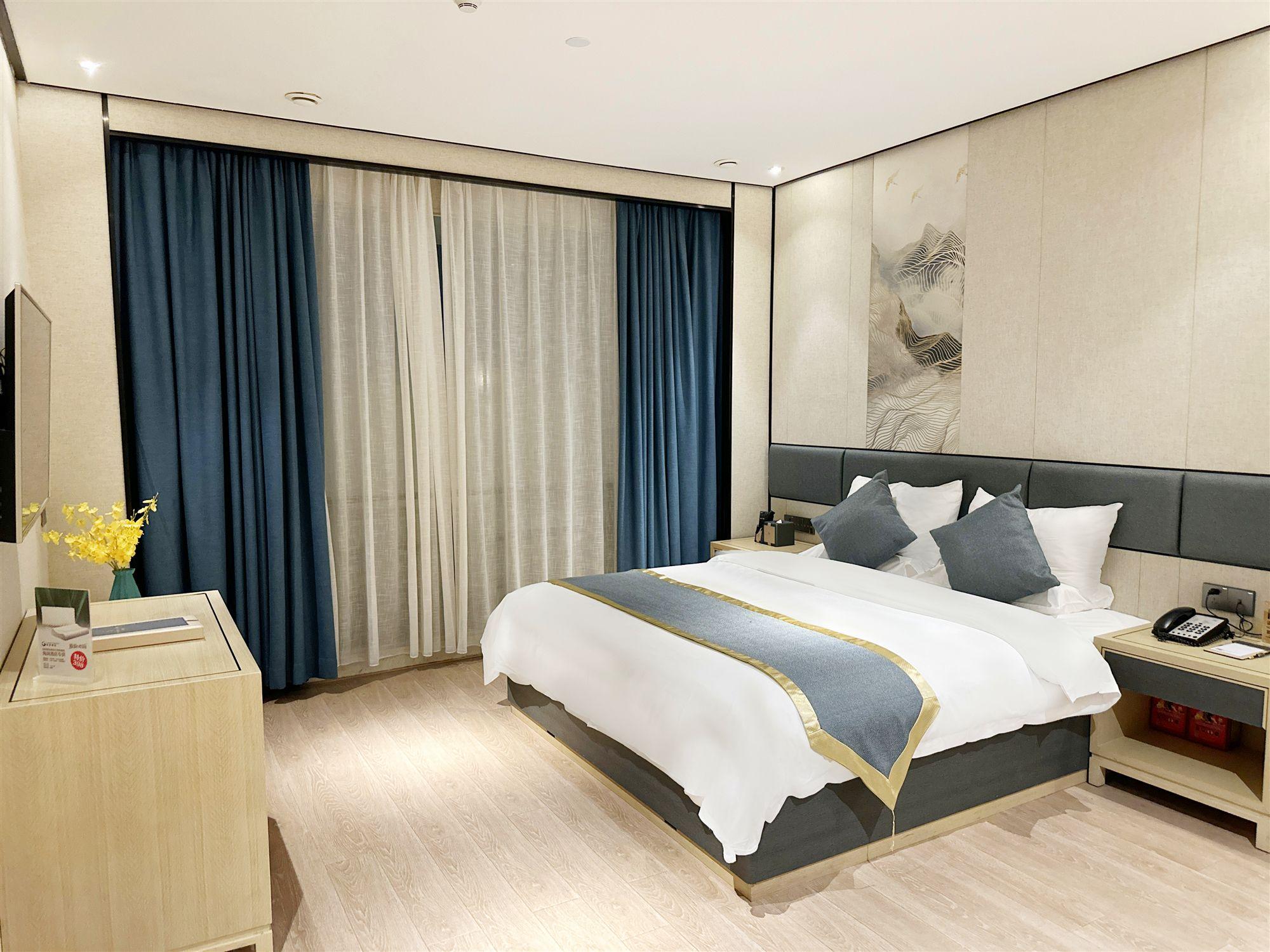 Shatou Hairun Hotel 5/24