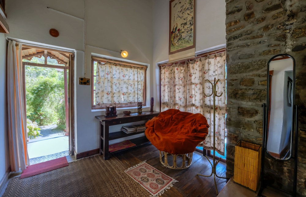 Jungle Lore Birding Lodge 17/29