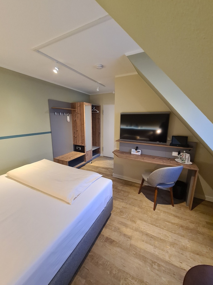 Stadthotel Engel 15/50