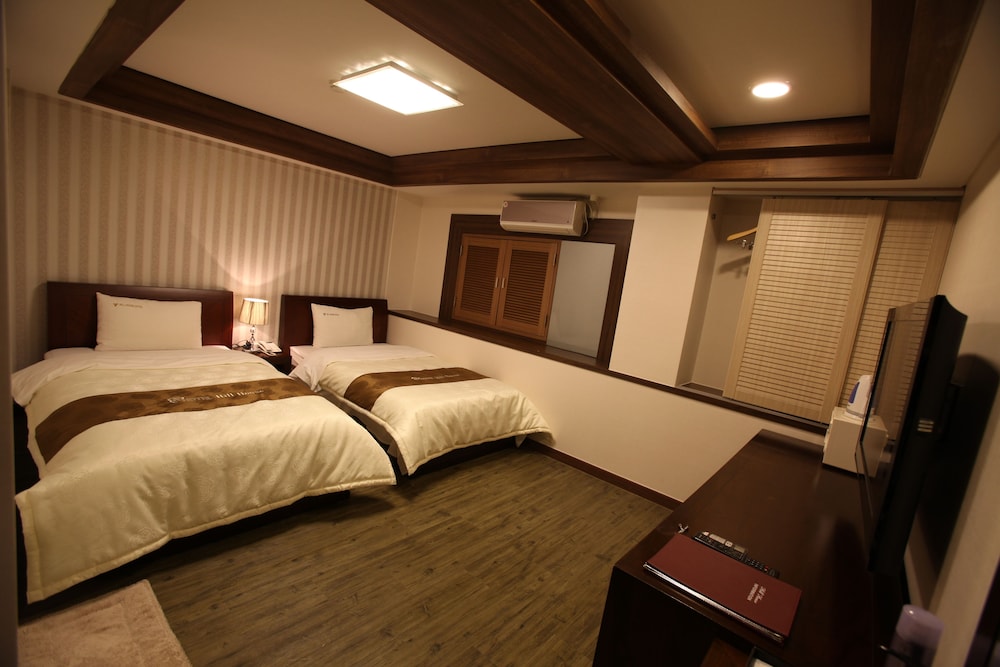 SUPERIOR, TWIN BEDS