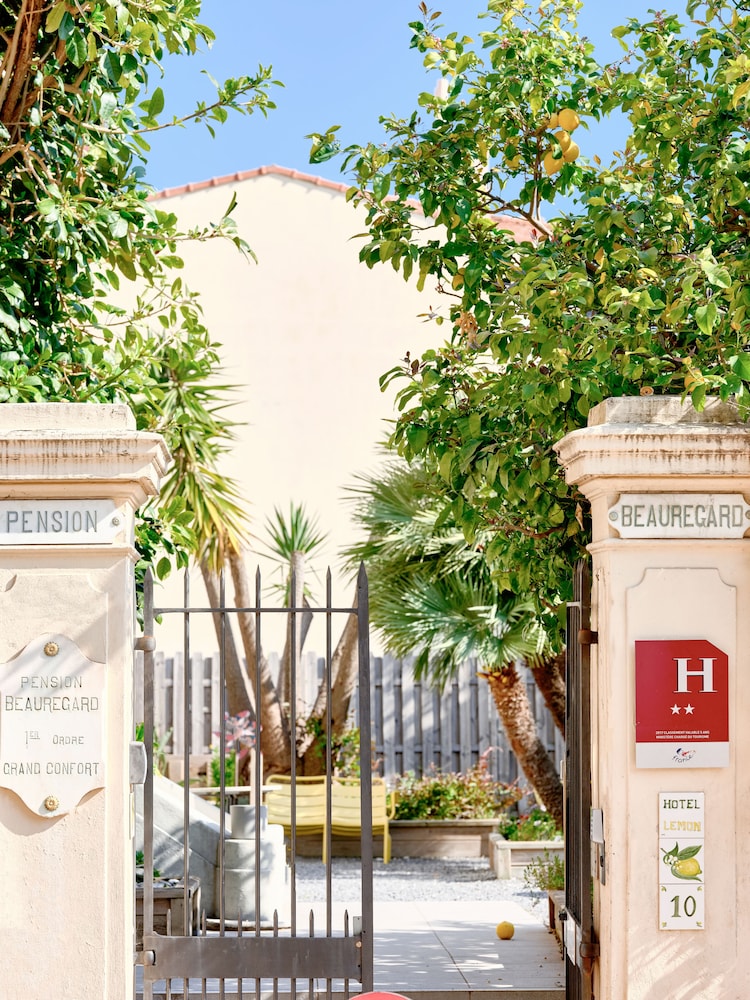 Hotel Lemon 46/50